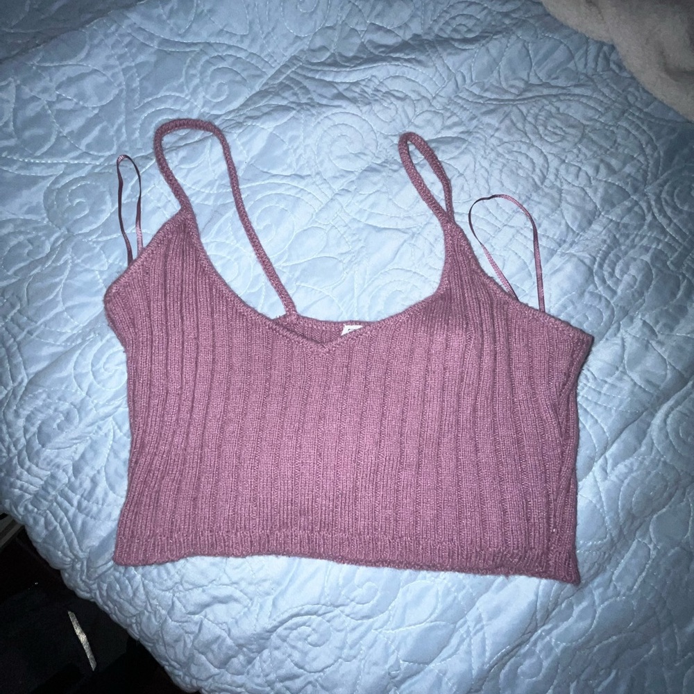 Five tank top bundle